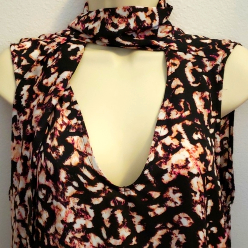 Ava & Viv 1X Floral Black and Pink Blouse - Picture 2 of 7